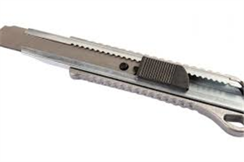 4502 GFB METAL MAKET BIÇAĞI FALÇATA EKO 18 MM 